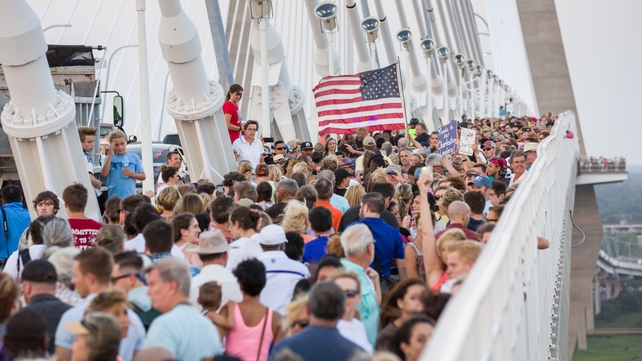 Thousands of people took part in a unity chain in memory of nine black churchgoers who were shot dead in South Carolina