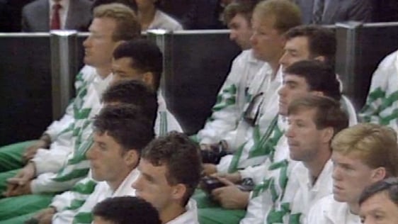 Irish Team meet the Pope (1990)