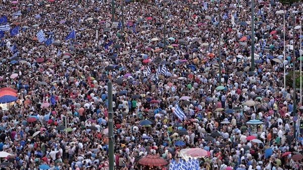 Demonstrators supporting a Yes vote for the upcoming referendum took to the streets this evening