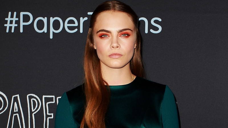 Cara Delevingne is not a fan of bathroom selfies