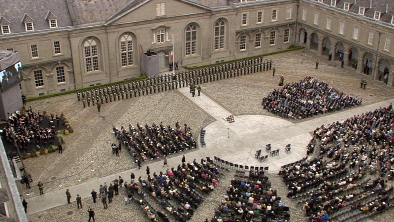 The ceremony honours all Irishmen and Irishwomen who died in past wars or on service with the UN
