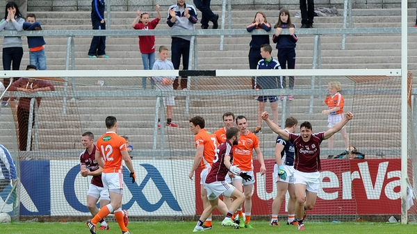 Damien Comer celebrates scoring the only goal of the game