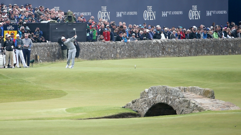Dustin Johnson teeing off on the 18th hole