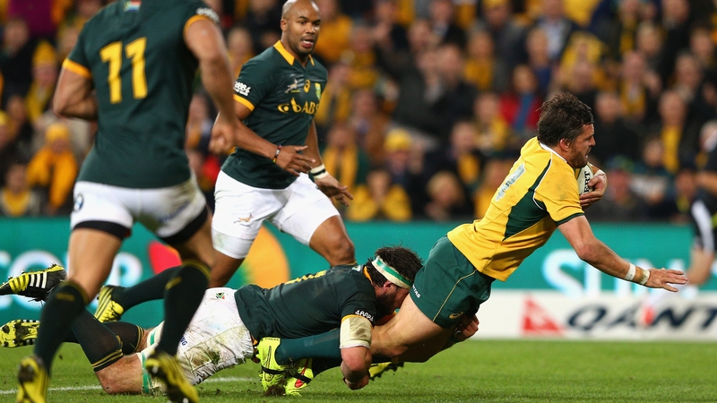 Adam Ashley Cooper scores for Australia