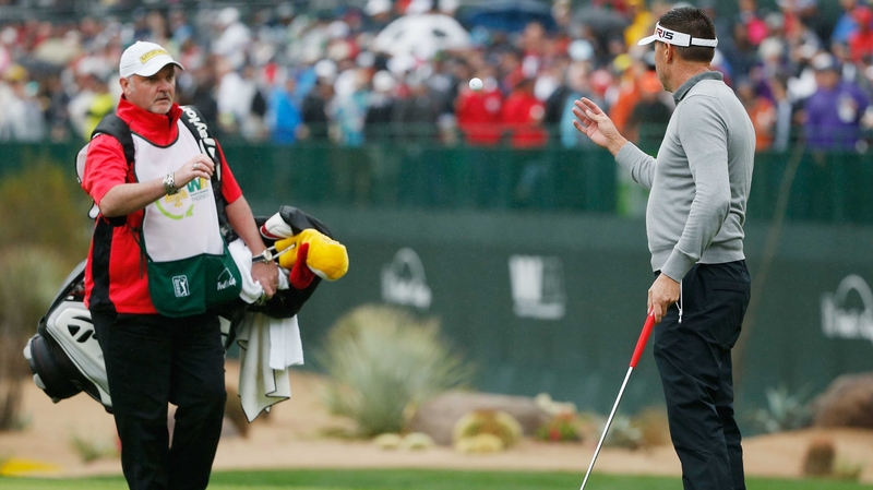 Mick Middlemo and Robert Allenby had a row, which led to the caddie walking off the course mid-way through the opening round of the Canadian Open