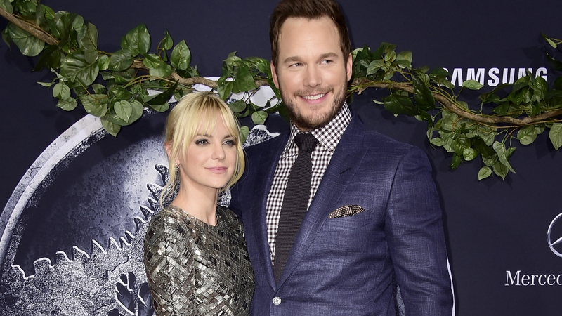 Faris with Pratt: "I am very lucky that I am with a man [and] that we both value family"