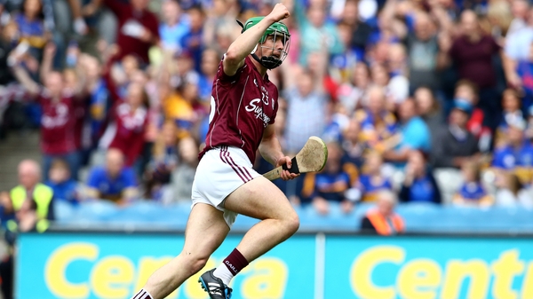 Shane Moloney celebrates his winning point