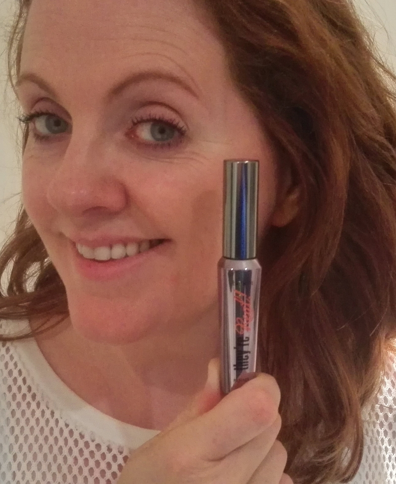 Ruth Scott demonstrating Benefit's "They're Real!" mascara