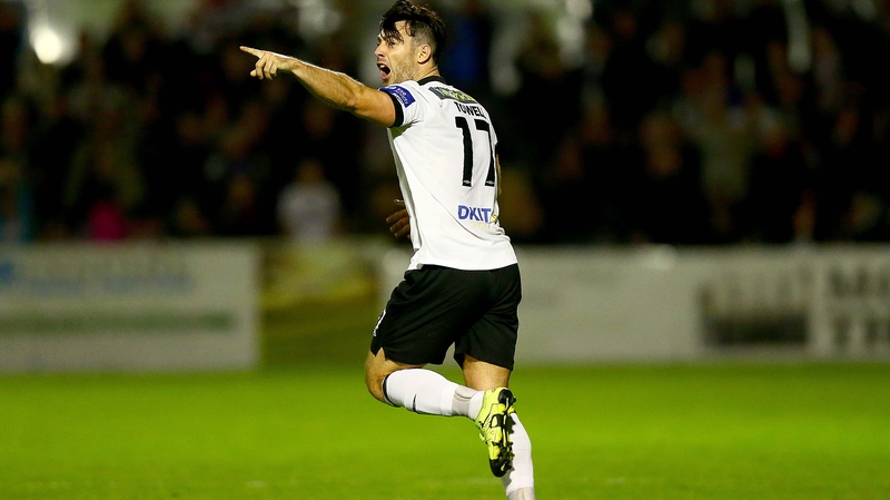 Richie Towell celebrates scoring Dundalk's equaliser in injury time