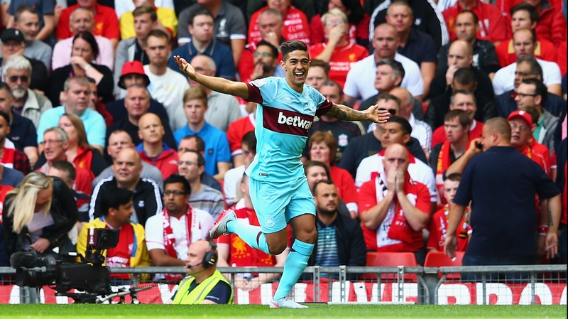 Manuel Lanzini celebrates his opener for West ham