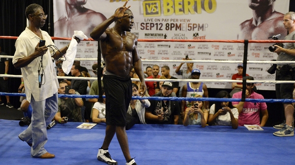 Andre Berto believes he can cause a huge upset and stop Floyd Mayweather