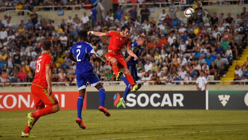 Gareth Bale heads home to send Wales closer to Euro 2016 qualification
