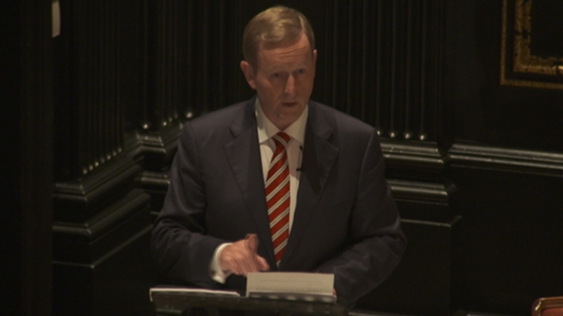 Enda Kenny says clear lines are needed between constitutional politics and criminality