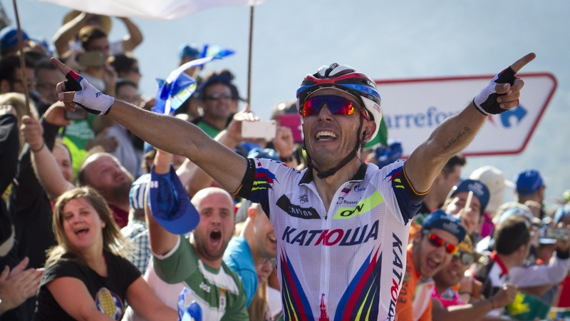 Joaquim Rodriguez celebrates victory at the summit of today's 15th stage