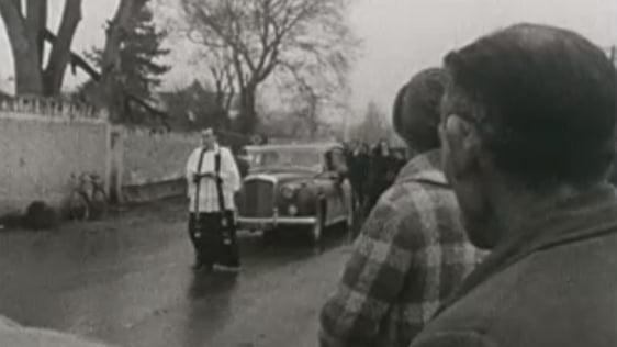 Patrick Kavanagh Buried In Inniskeen
