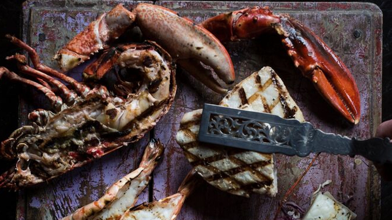 This seafood platter needs a lot of ingredients, but it's a great way to show your other half that you've made an effort. Perfect for a romantic evening in!