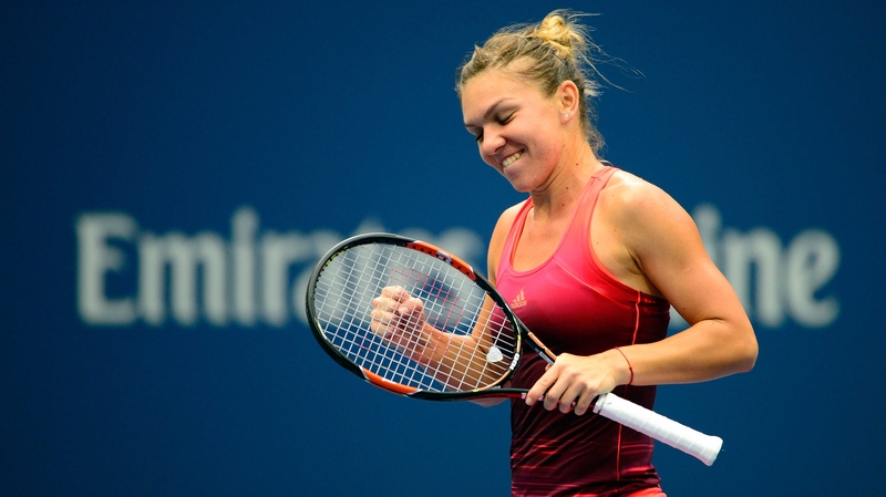 Simona Halep eventually won the final set 6-4 after a long rain delay in New York
