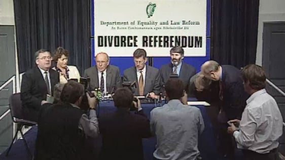 Press Conference on Divorce Referendum