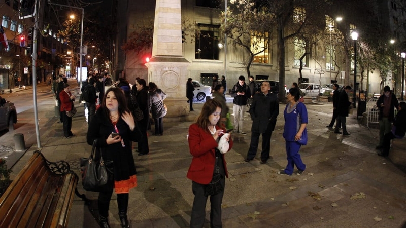 8 marbh agus milliún aslonnaithe mar thoradh ar chrith talún sa tSile