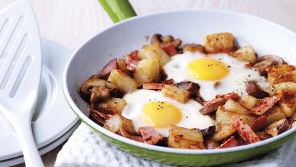 Save time with a one pan fry-up