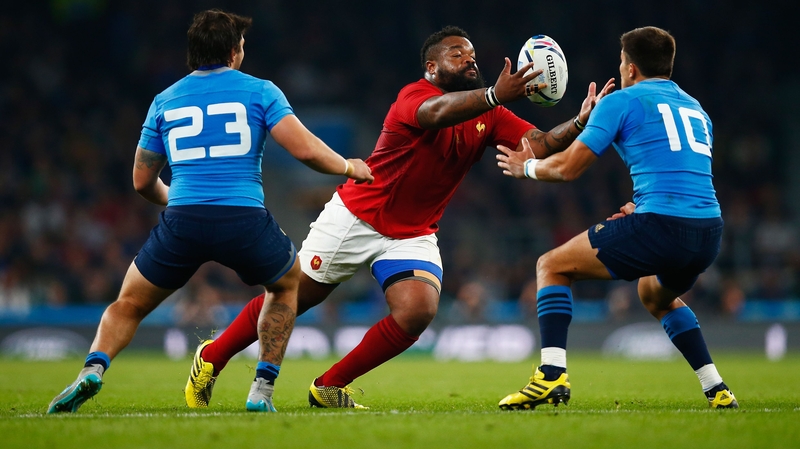Mathieu Bastareaud juggles the ball under pressure from Italy's Enrico Bacchin and Tommaso Allan