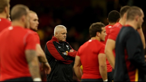Warren Gatland has distanced himself from the England position