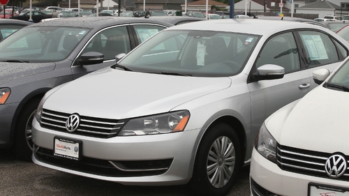 Deliveries of VW-branded vehicles fell 4.8% on weakening demand in China and the US and the effects of the company's rigging of diesel emissions tests