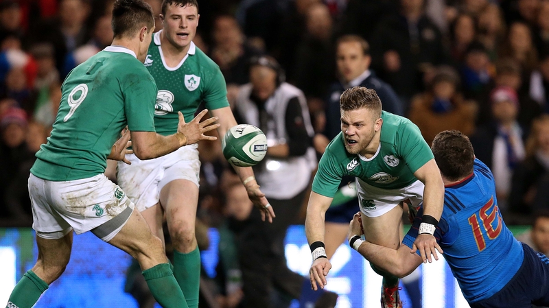 Conor Murray (l) is confident that Ian Madigan could step in at scrum-half if needed