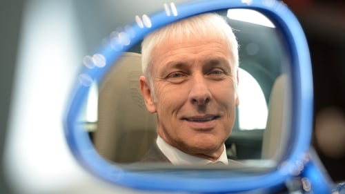New VW CEO Matthias Mueller is set to speak to management about the company's response to the crisis