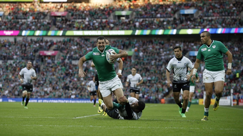 Rob Kearney scores Ireland's fifth try against Romainia at Wembley on Sunday
