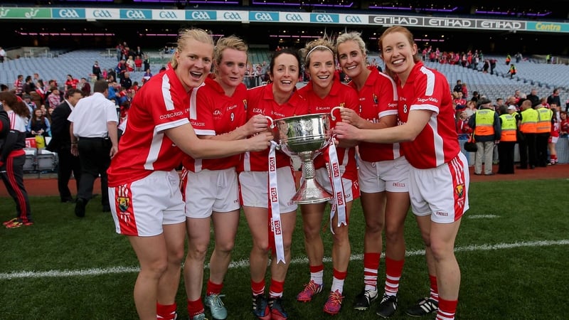 Deirdre O'Reilly (L) celebrates with her Cork team-mates at Croke Park
