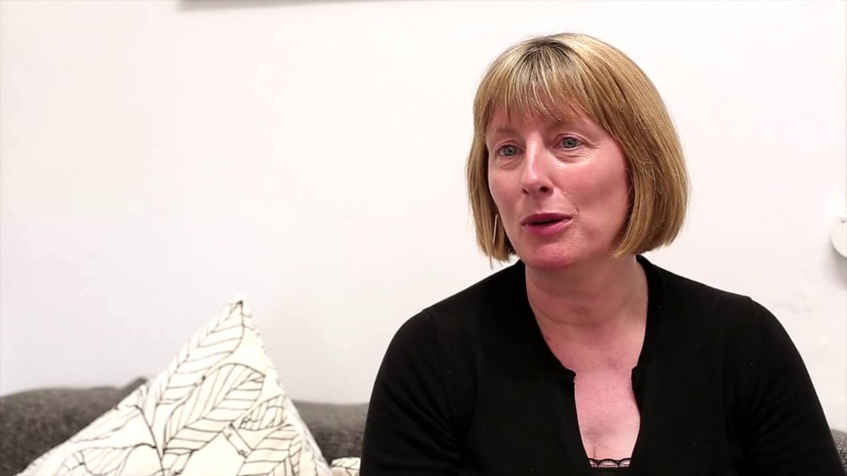 An tOllamh Fionnuala Ní Aoláin, saineolaí dlí cearta daonna.  