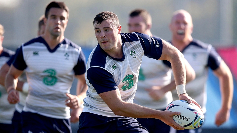 Robbie Henshaw starts for Ireland against Italy