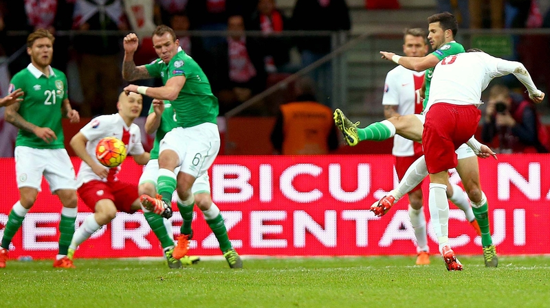 Grzegorz  Krychowiak lashes home the opener for Poland against Ireland