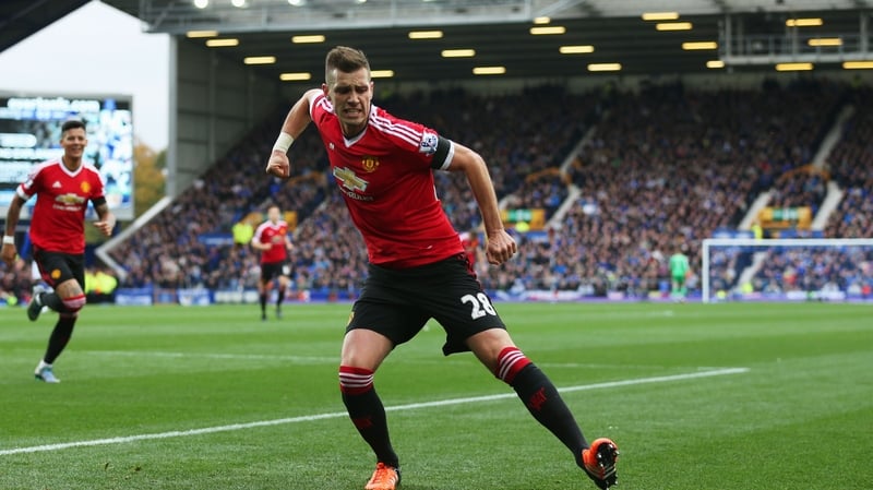 Morgan Schneiderlin is on the verge of completing his move to Everton