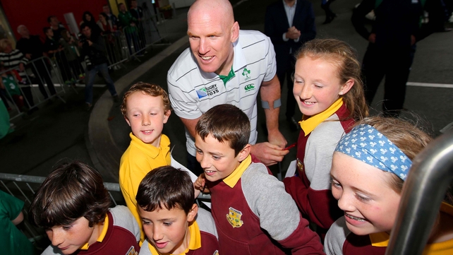 The legend that is Paul O'Connell poses with young fans