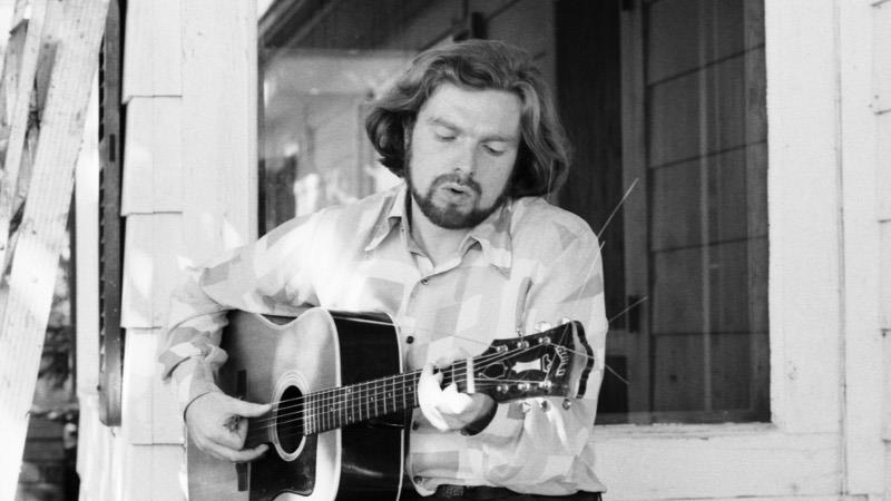 Poetic champion composes