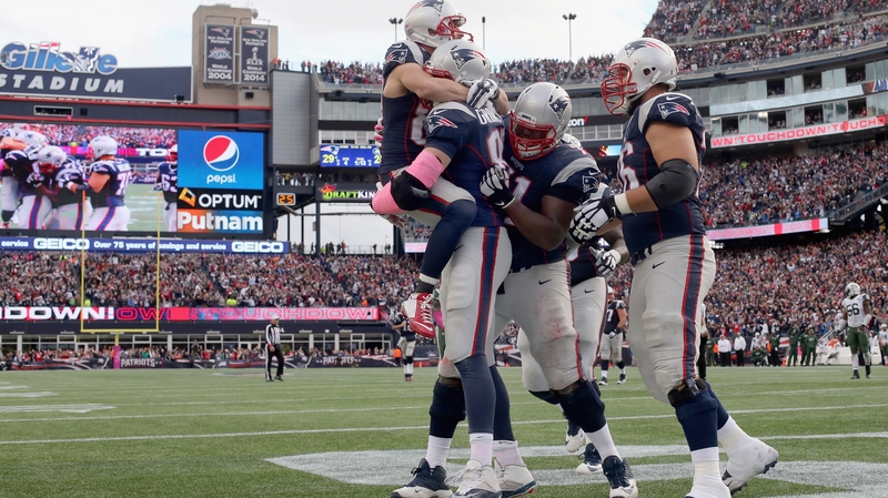 Danny Amendola (80) and Rob Gronkowski (87) of the New England Patriots celebrate