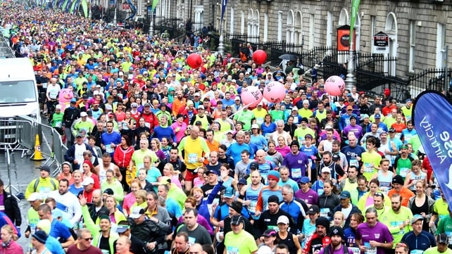 A load of people running around the streets of Dublin