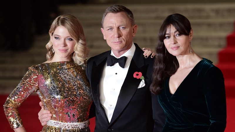 Daniel Craig with Lea Seydoux (L) and Monica Bellucci (R)