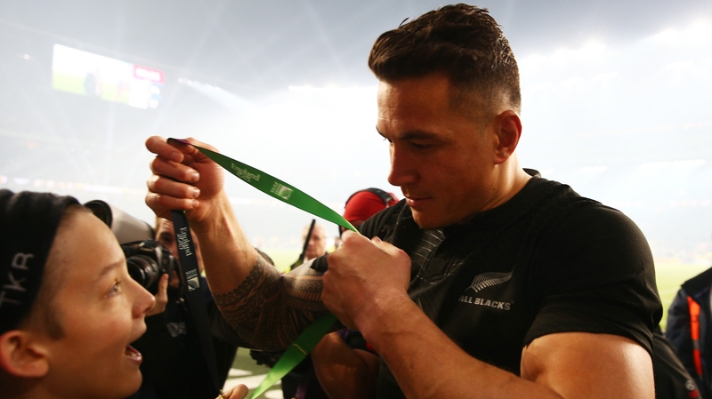 Sonny Bill Williams gave his RWC winner's medal to young fan