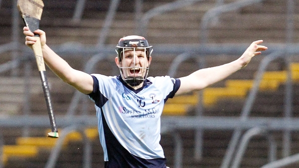 David Dempsey celebrates his goal