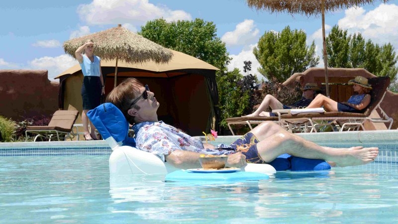 Bob Odenkirk in Better Call Saul's second season opener