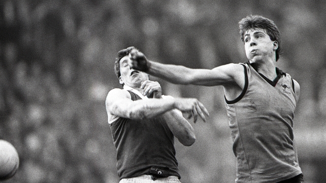 The legendary Jim Stynes, seen here in action for Australia in 1987