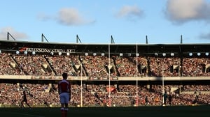 A general view of the action from the Test in Perth in 2014