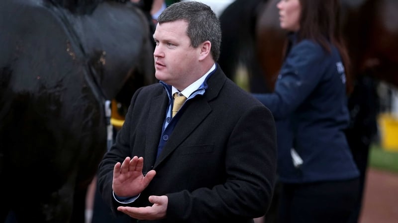 Elliott's stable was in dominant form at his local venue