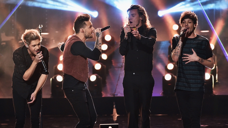 One Direction celebrating six years