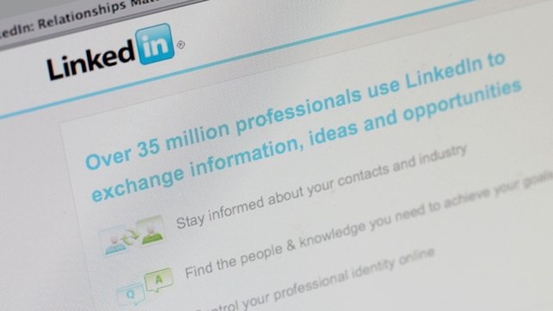 An estimated 400 million people use LinkedIn