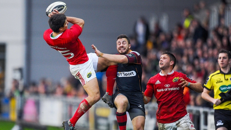 Lucas Gonzalez Amorosino claims a high ball