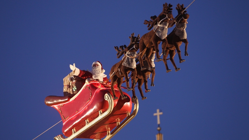 "I can confirm there is no difficulty for Santa Claus' permit to travel,' said the Tánaiste.